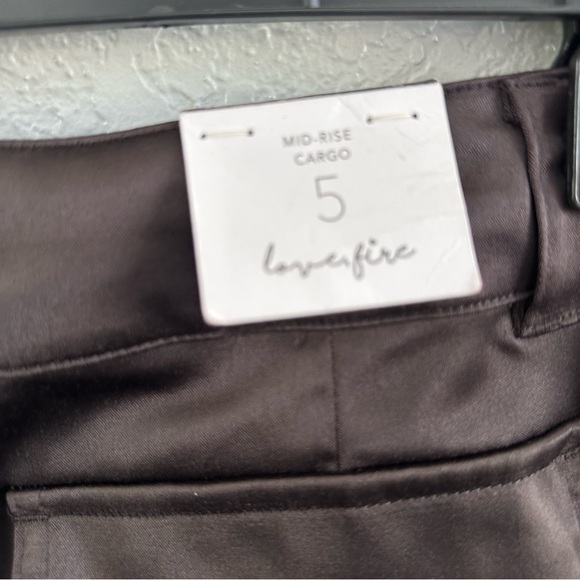 Love, Fire Satin Cargo Pants Brown Mid-Rise Utility Style NWT Size 5 - Picture 7 of 12